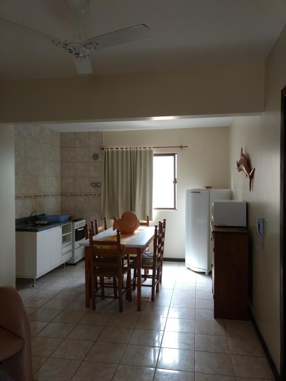 Residencial Com. Doria Apartment Bombinhas Exterior foto